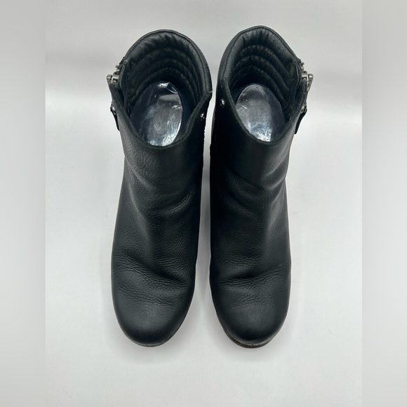 Sorel Women's Black Danica Leather Zip Block Heel Ankle Bootie Sz 10 - Picture 11 of 13